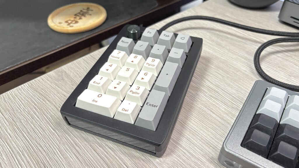 EPOMAKERメカニカルテンキーEK21の写真1