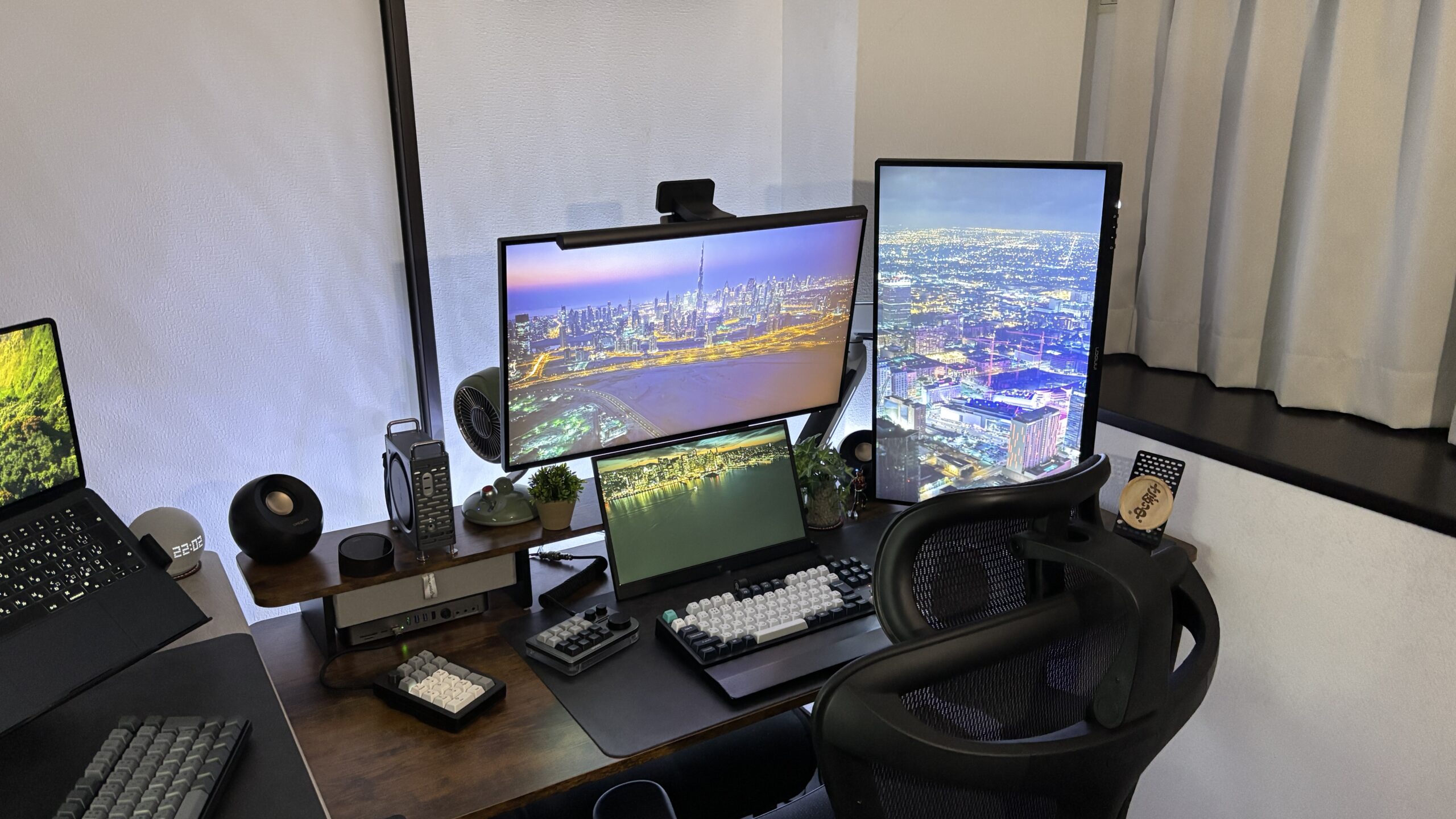 BenQ ScreenBar Halo 2本体の消灯時クローズアップ