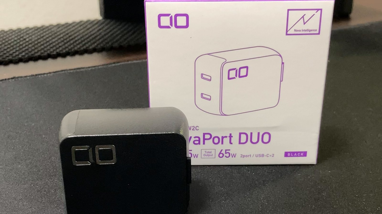 CIO NovaPort DUO 65Wとパッケージ